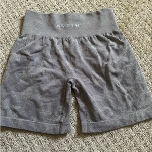 NVGTN grey camo shorts médium
